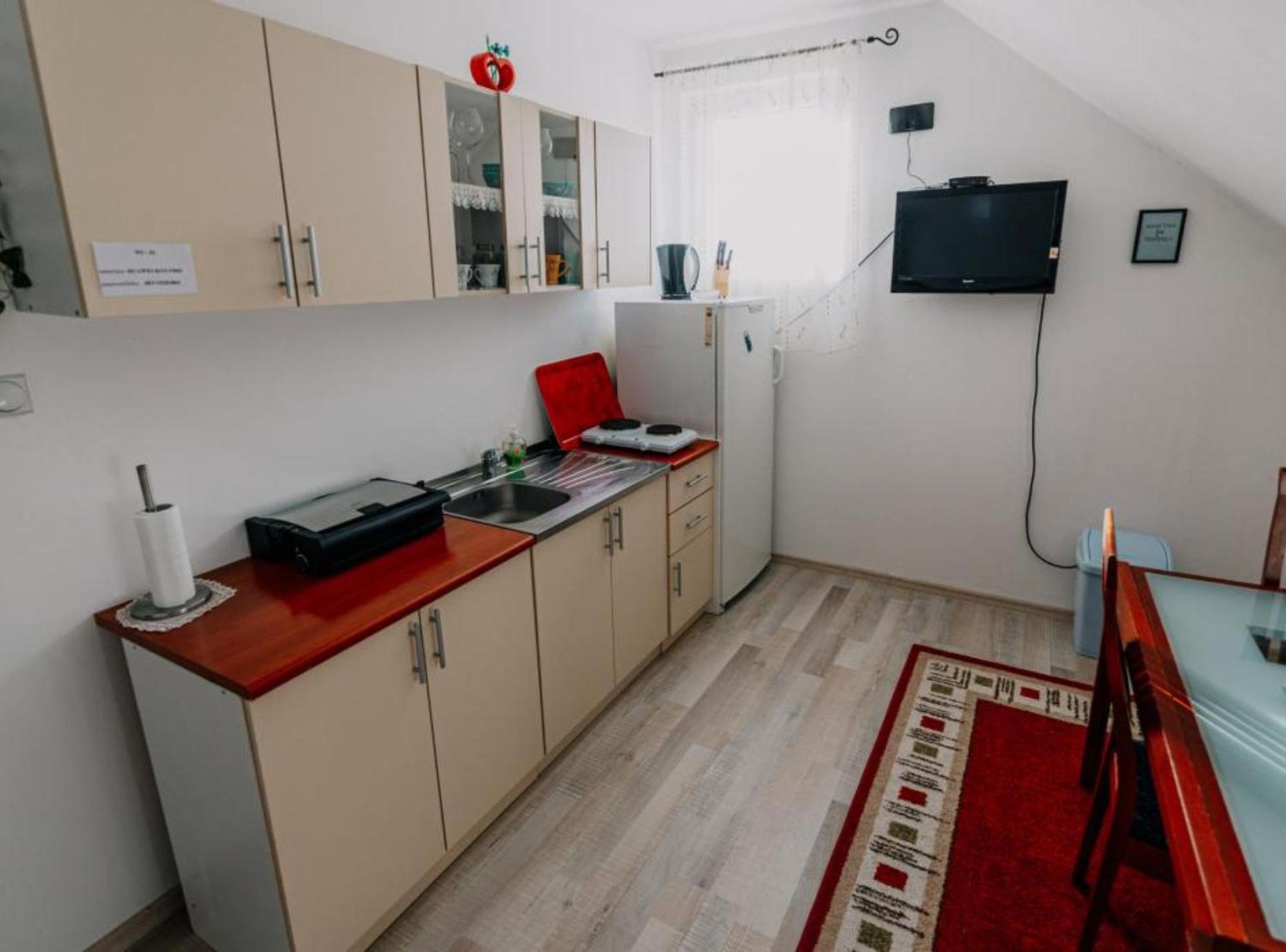 Apartmani Tea I Toni Gradiste Kültér fotó