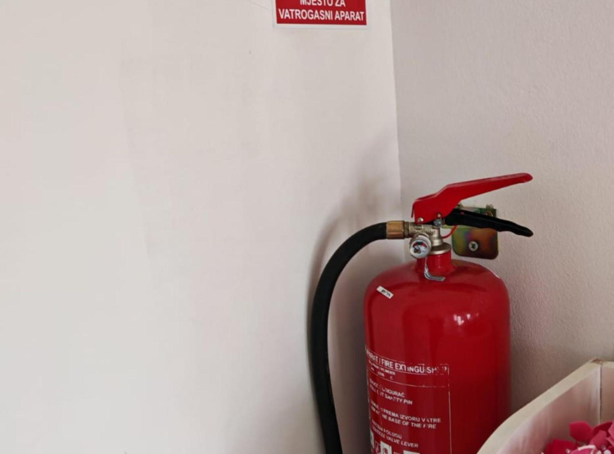 Apartmani Tea I Toni Gradiste Kültér fotó