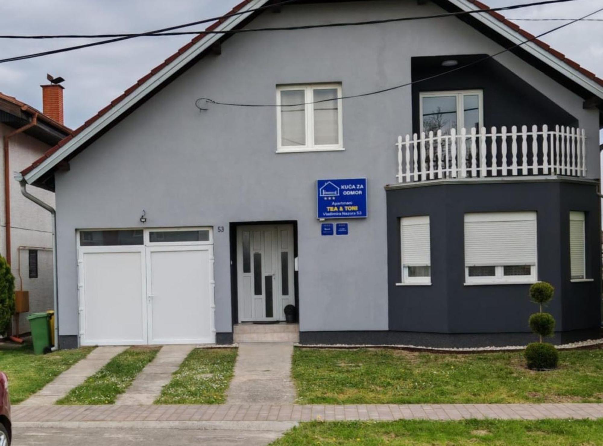 Apartmani Tea I Toni Gradiste Kültér fotó